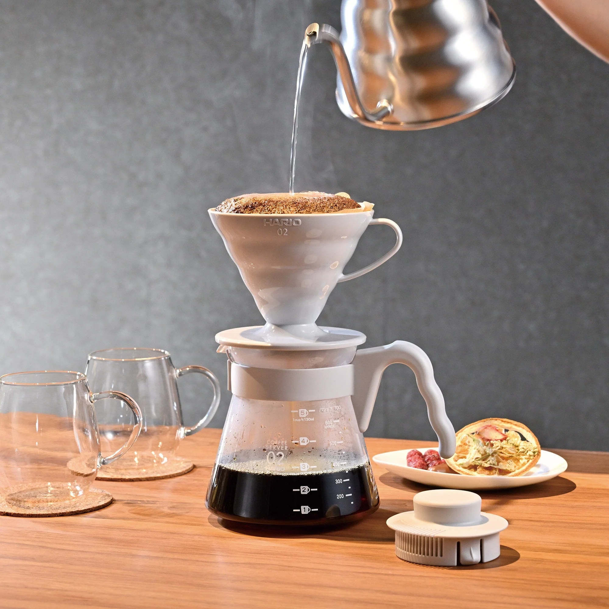 HARIO V60 Coffee Server Set  1-4 Cups - Image 2