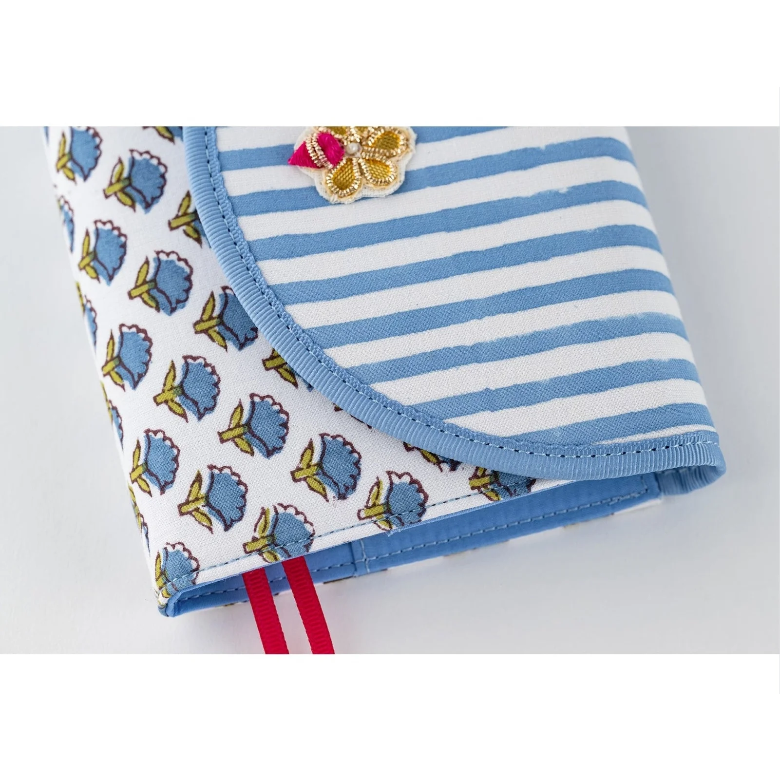 Hobonichi Techo A6 Original Planner Cover - Phoolon (Small Flowers) - Image 7