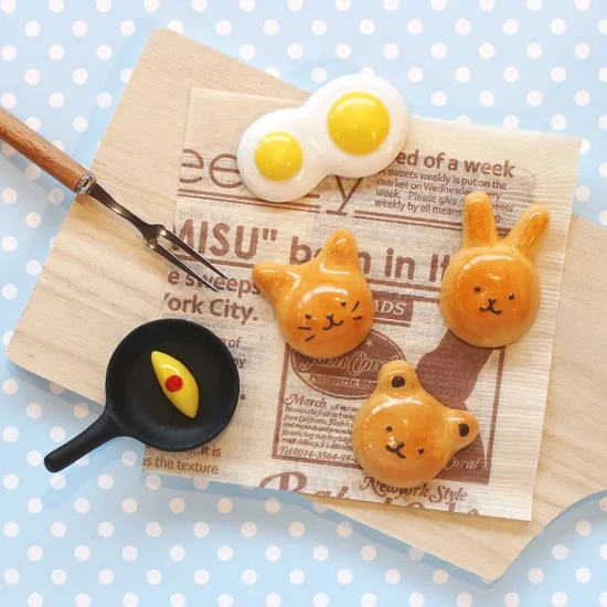 Ihoshiro Cat-Shaped Bun Chopstick Rest - Image 4