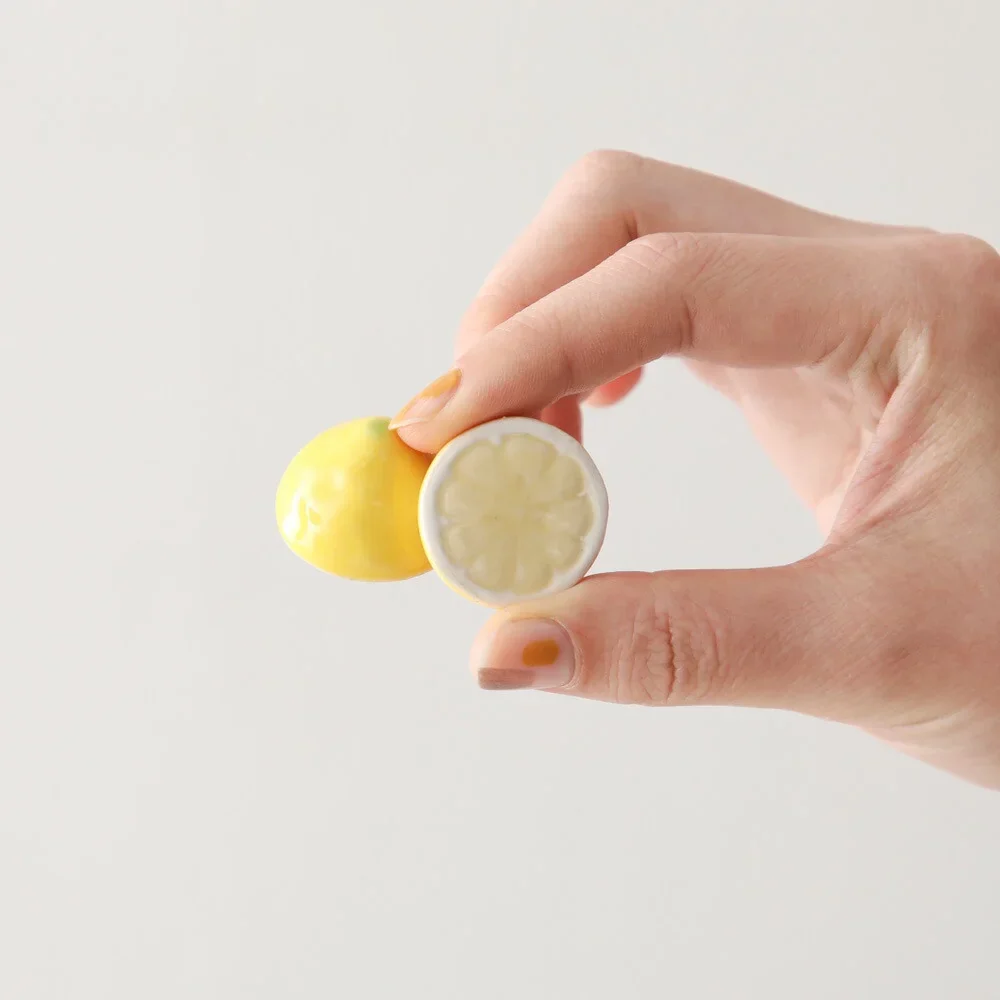 Ihoshiro Lemon Chopstick Rest - Image 7