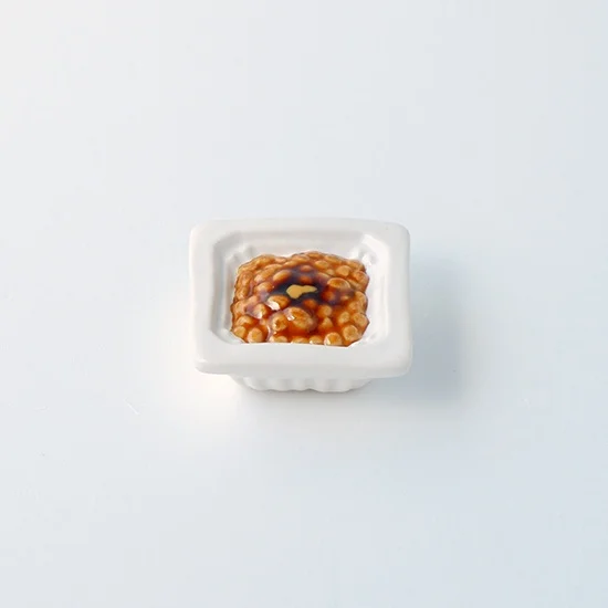 Ihoshiro Natto Chopstick Rest - Image 3