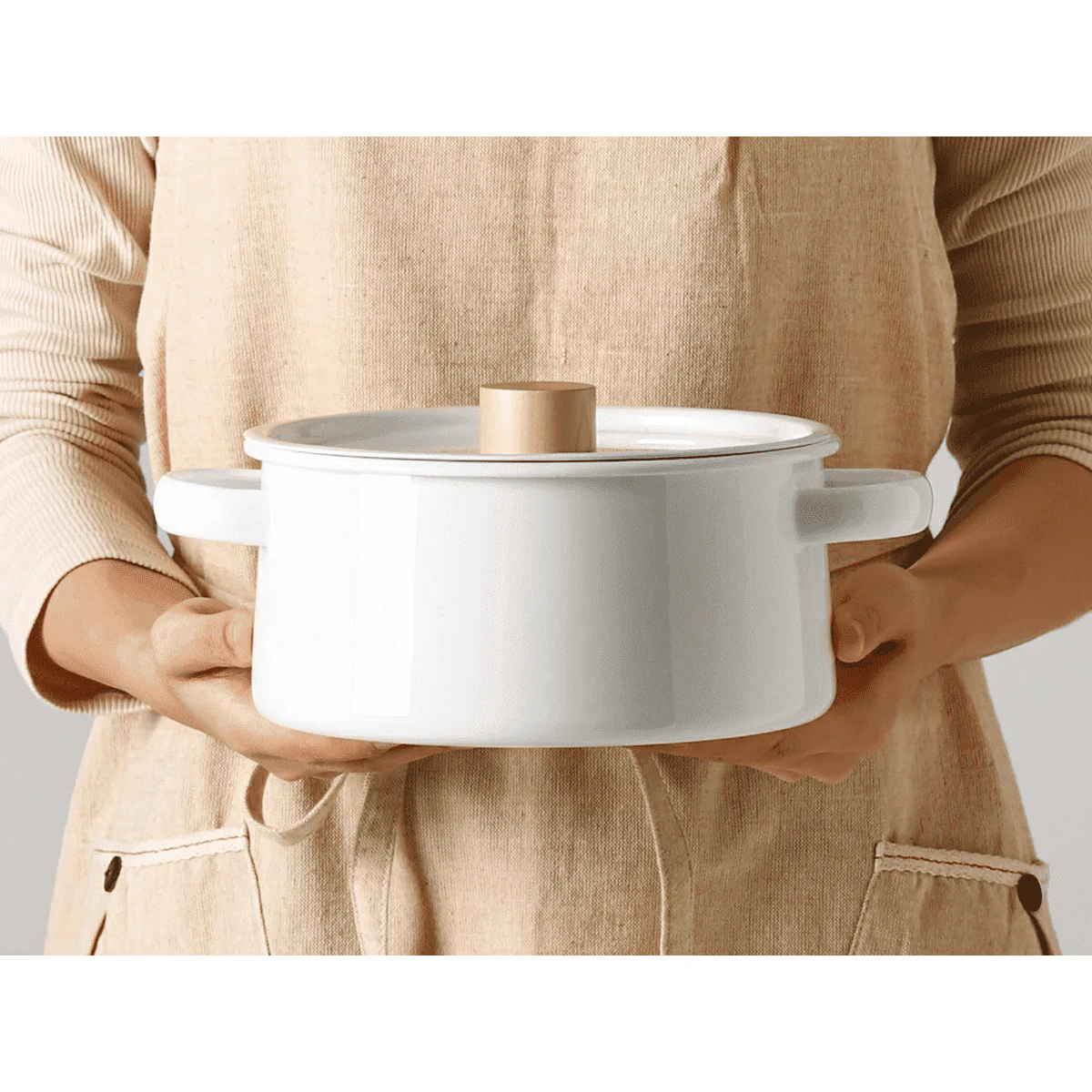 Kaico Enamel Two-Handle Pot - Image 8
