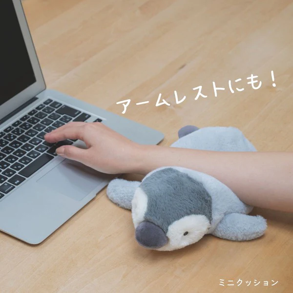 Kutatto Biyori Penguin Mini Cushion - Image 2