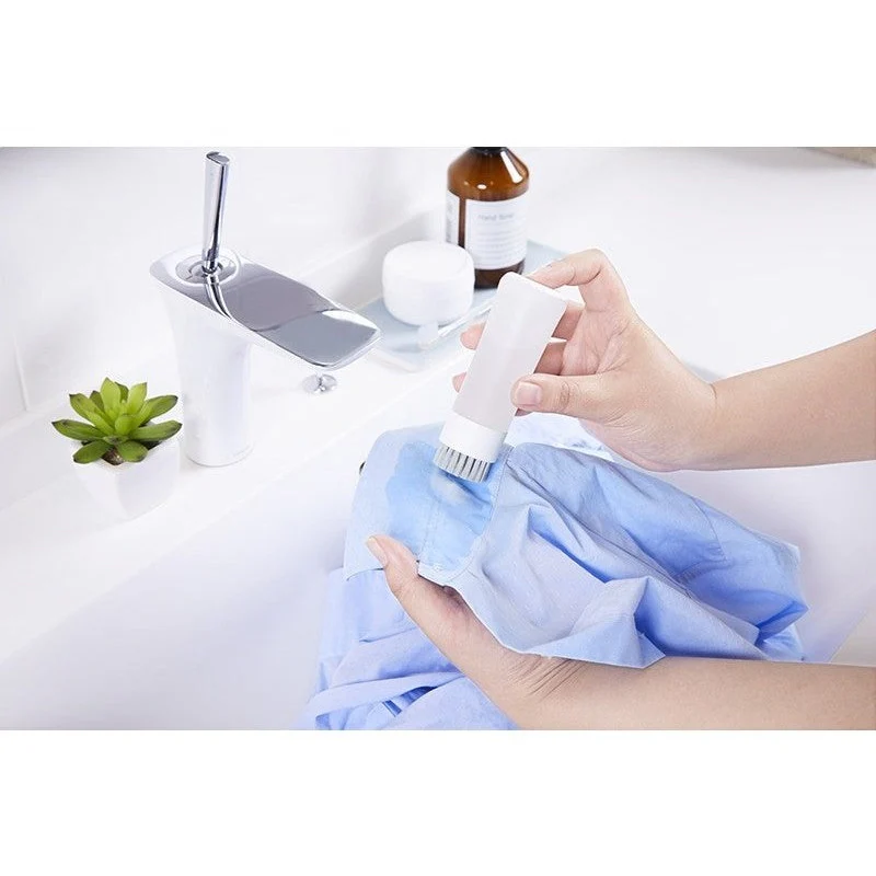 Marna Beautiful Pre-Wash Stain Scrub Brush - Image 3