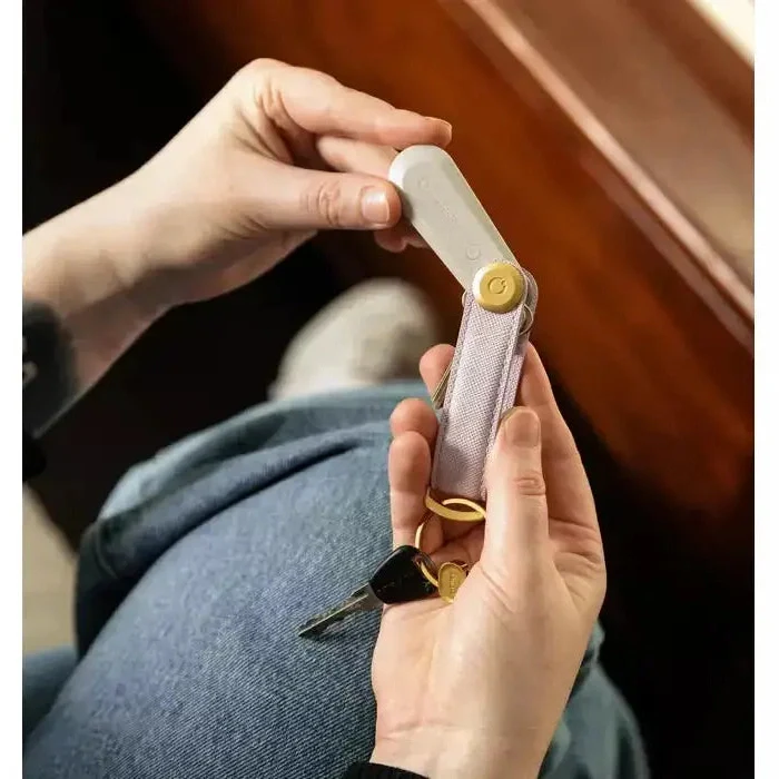 Orbitkey x Chipolo Tracker v2 - Image 4
