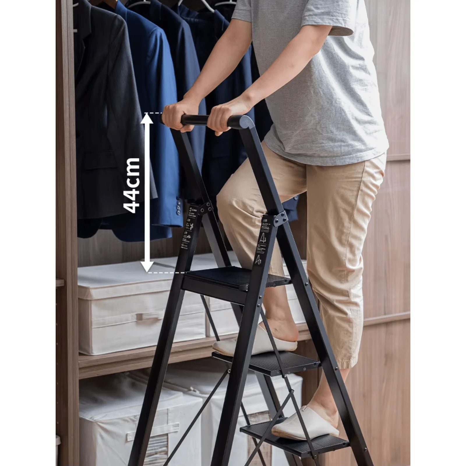 Shimoyama Lightweight 4 Step Stool Ladder - Image 2