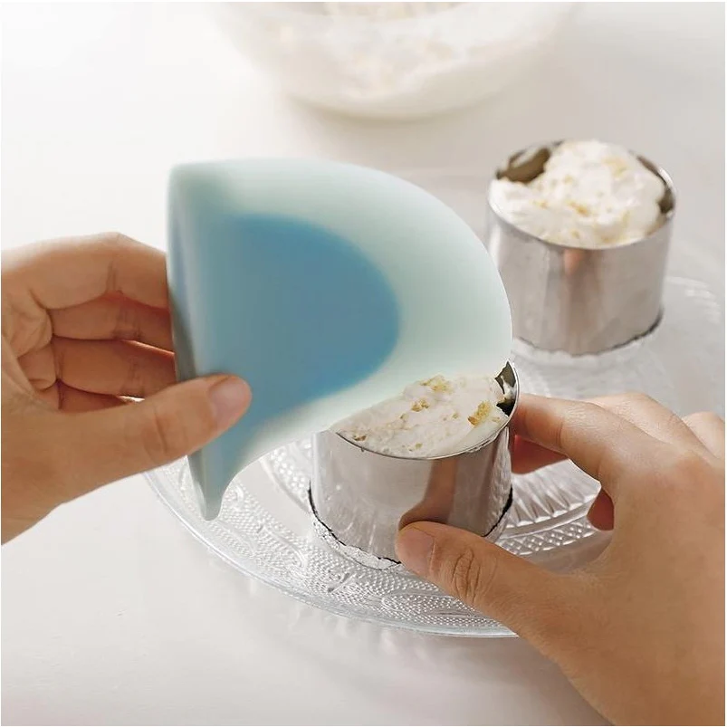 Shimoyama Shark Dough Scraper - Image 5