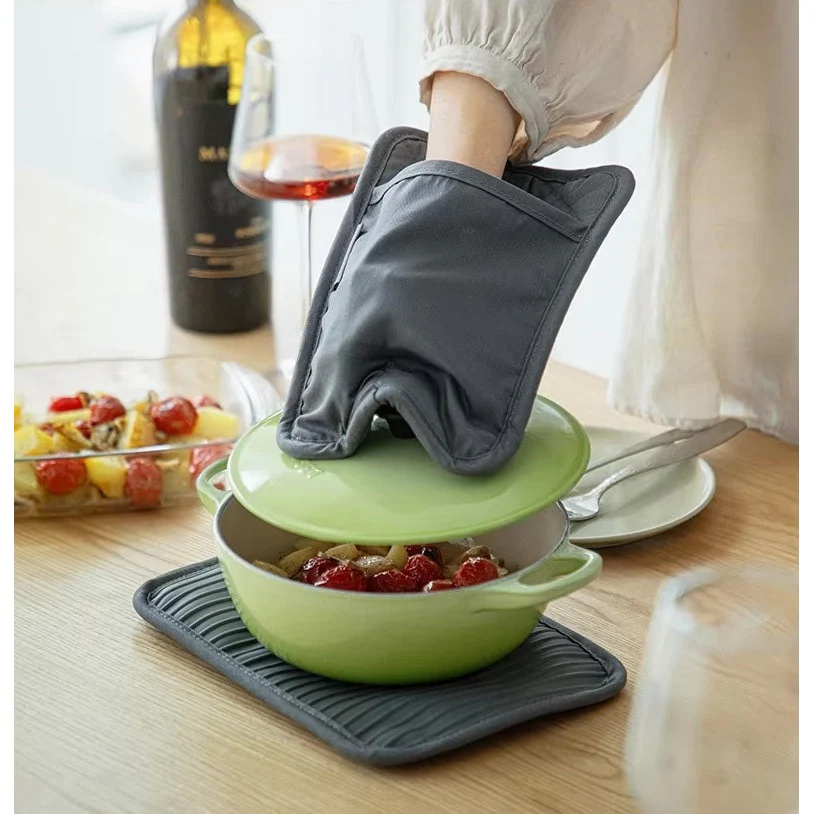 Shimoyama Silicone Insulated Oven Mitt - Image 5