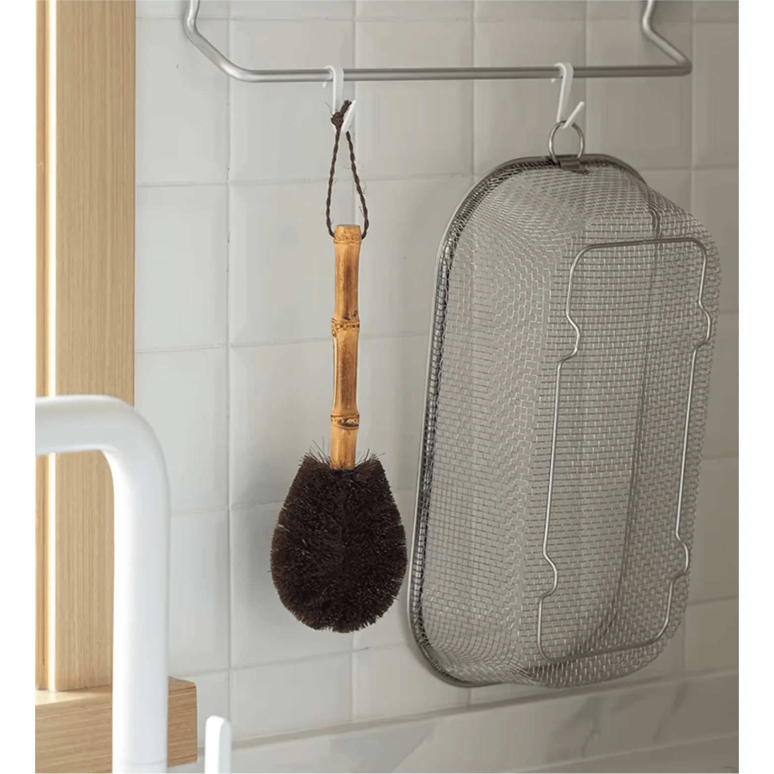 Shimoyama Tawashi Palm Cleaning Brush - Bamboo Handle 28cm - Image 7