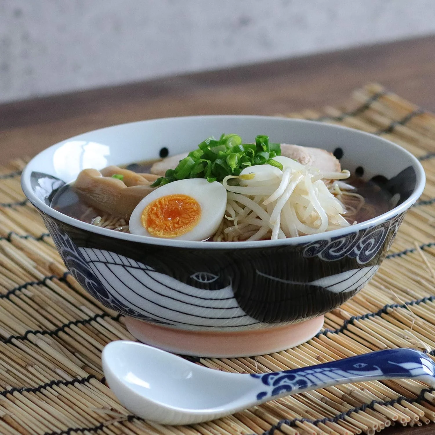 Shiranami Kujira Whale Ramen Bowl 20.5D - Image 2