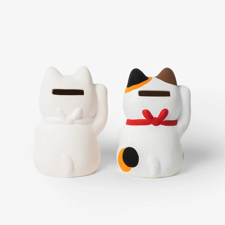 Yakushigama DIY Colouring Coin Bank Ornament - Maneki Lucky Cat - Image 4