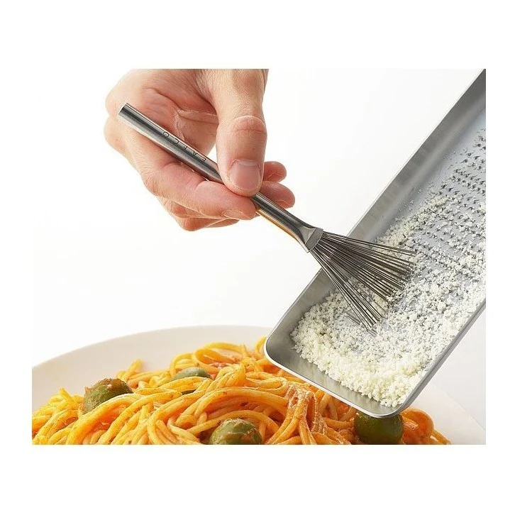 Yoshikawa EAtoCO Hake Grater Brush - Image 3